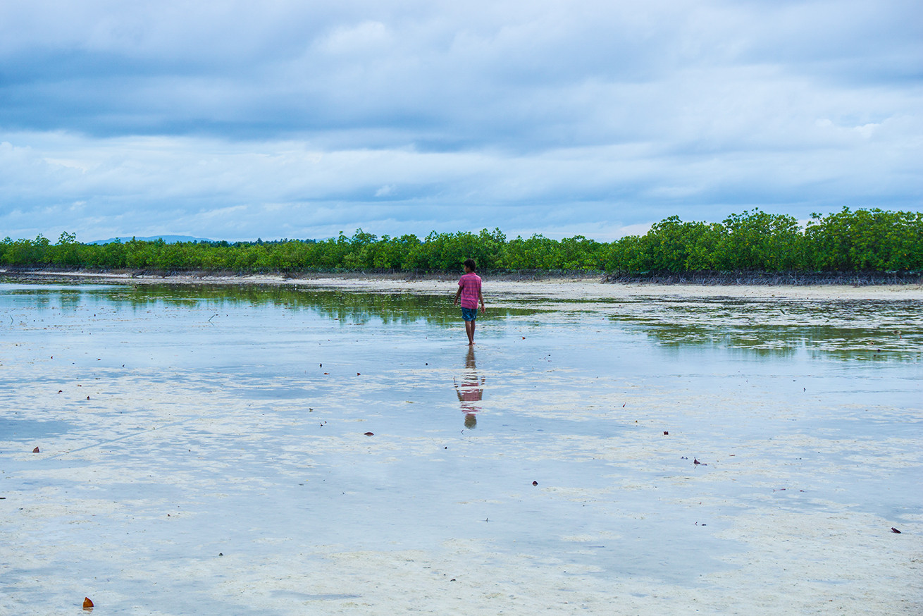 フィリピン・セブ島からすぐ近くの、自然豊かなオランゴ島で写真を撮ってきました。
