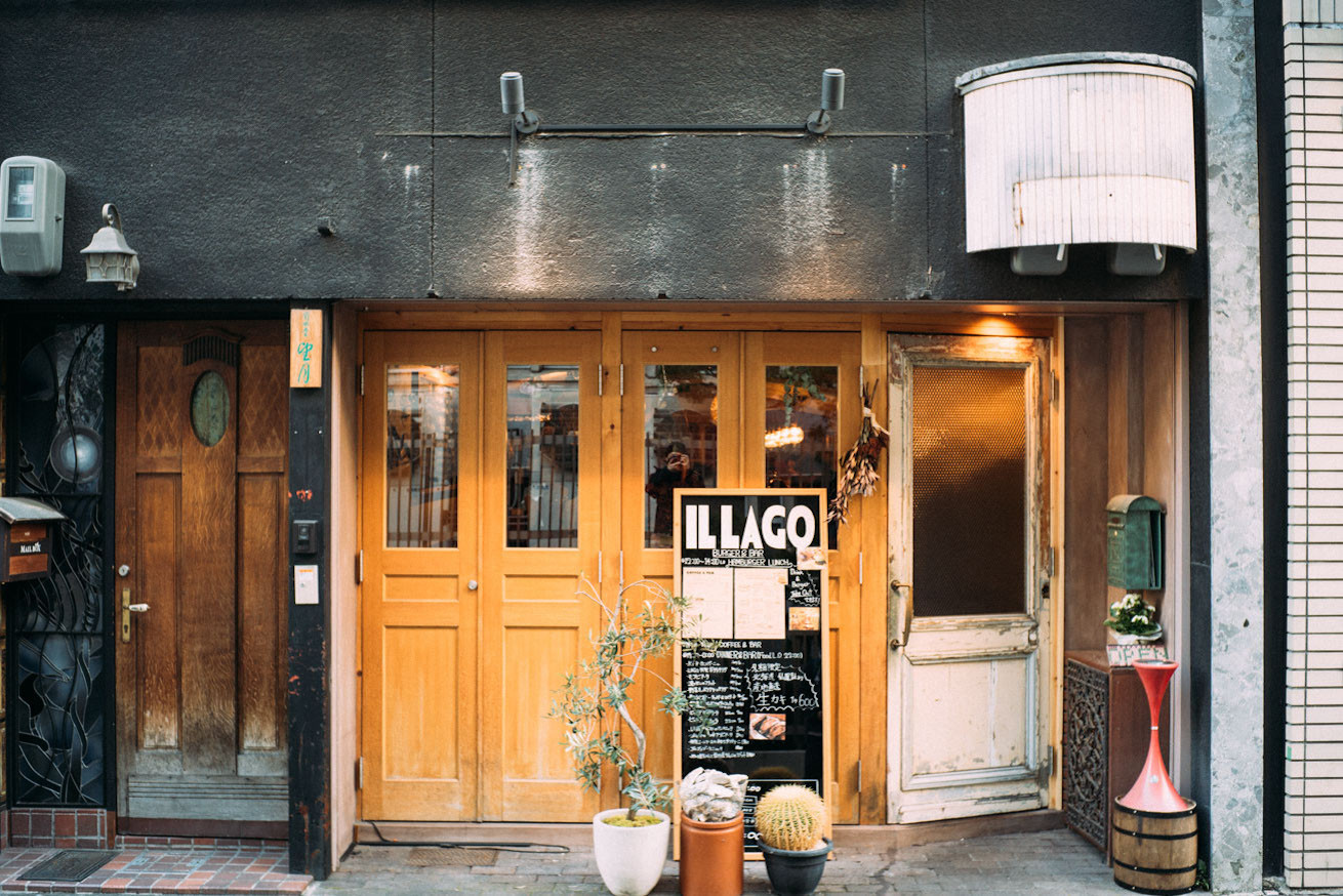 京都河原町のイタリアンバール「IL LAGO」でオープンの12時からクローズの0時まで12時間ぶっ通しで楽しんできた