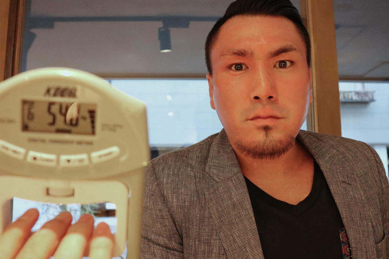 A 1グランプリ 握力対決 男の中の男 出てこいや 株式会社lig A 1グランプリ 握力対決 男の中の男 出てこいや 株式会社lig