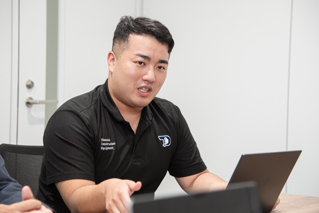株式会社ダイヤモンド建機 末吉様