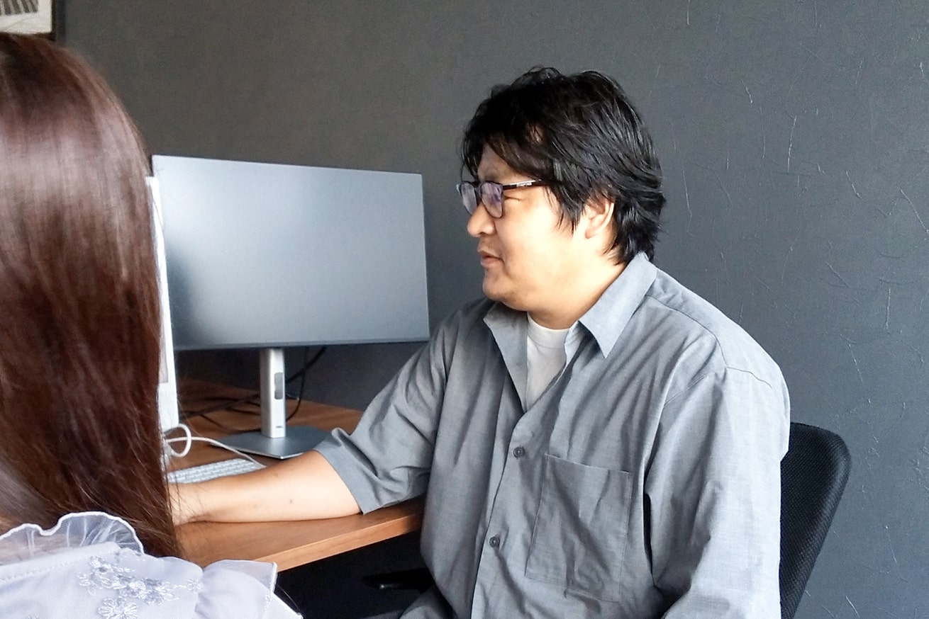 青山トレーナー