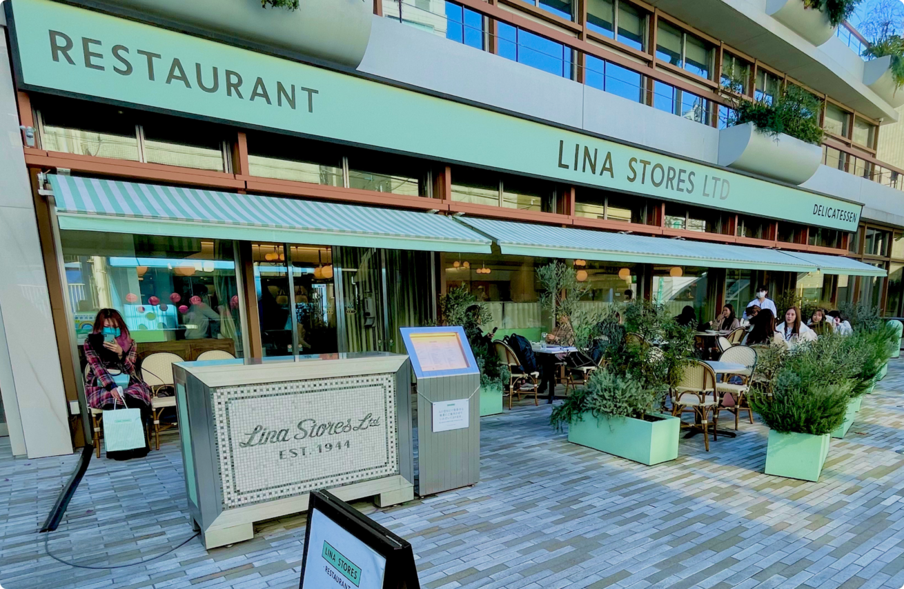 LINA_STORES_01